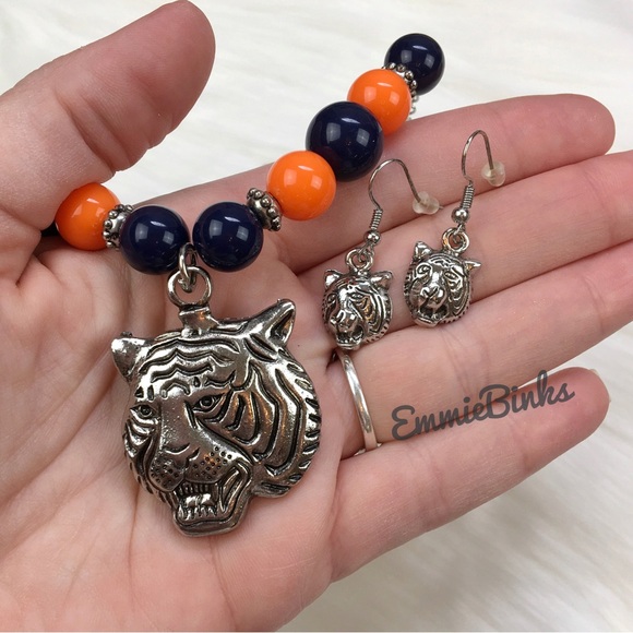 NWT University of Auburn - Auburn Tigers - Beaded Jewelry Set, Necklace Earrings - Picture 1 of 9